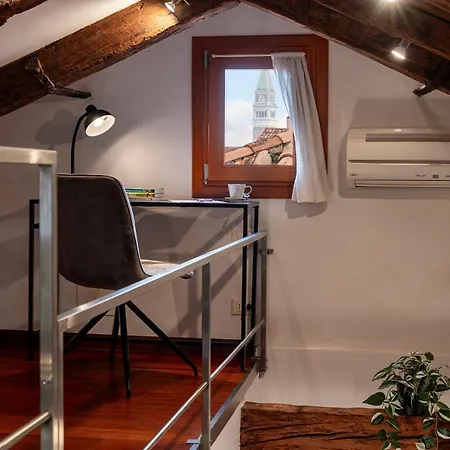 Glass House - Loft 2 Minutes To Rialto Bridge & View Venice Exterior photo