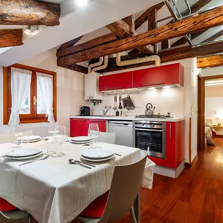 Glass House - Loft 2 Minutes To Rialto Bridge & View Venice Exterior photo