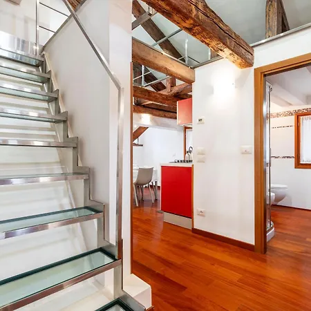 Glass House - Loft 2 Minutes To Rialto Bridge & View Venice Exterior photo